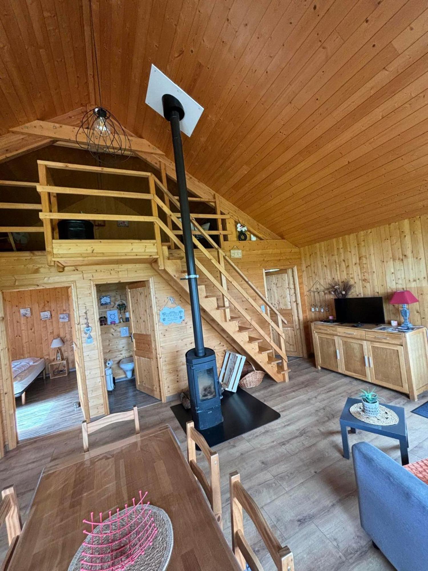 Chalet Des Gardettes, Belle Vue 1220m D'altitude Montgreleix